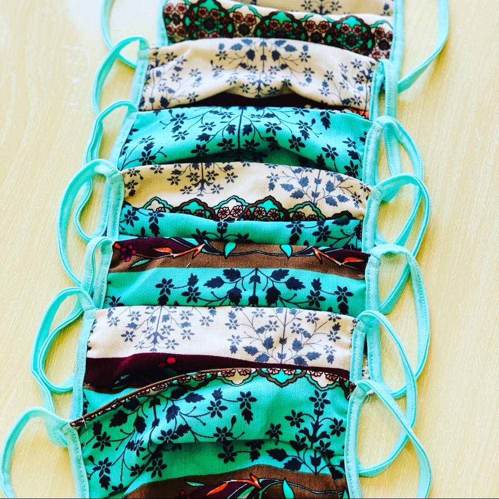 CLOTHING MASK - Picture 2 of 3